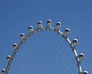 HIGH ROLLER OBSERVATION WHEEL